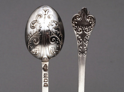 Antique Silver Trefid Teaspoon Set (6)